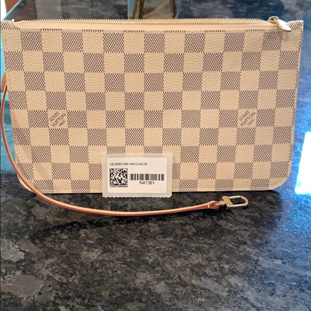 Louis Vuitton Neverfull MM damier azur pouch